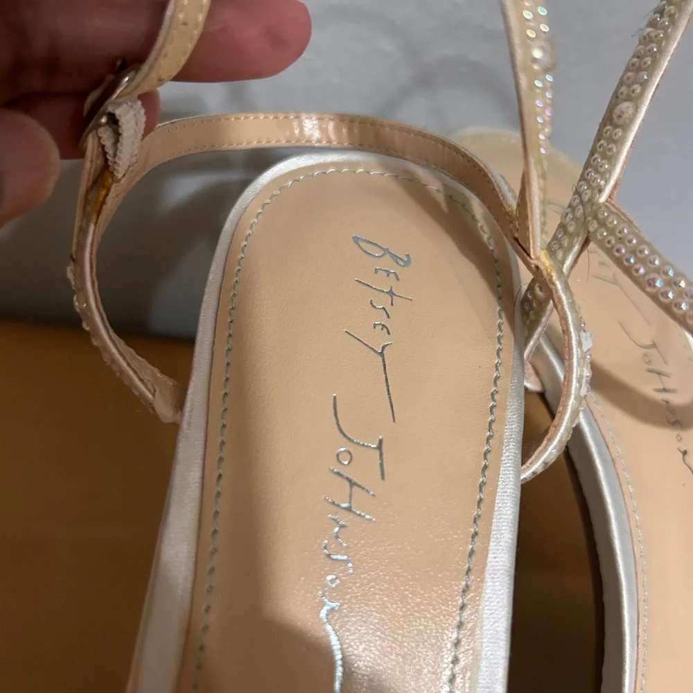 Betsey Johnson Strappy Gold Heels • Size 7.5 (true to size) - Picture 11 of 15
